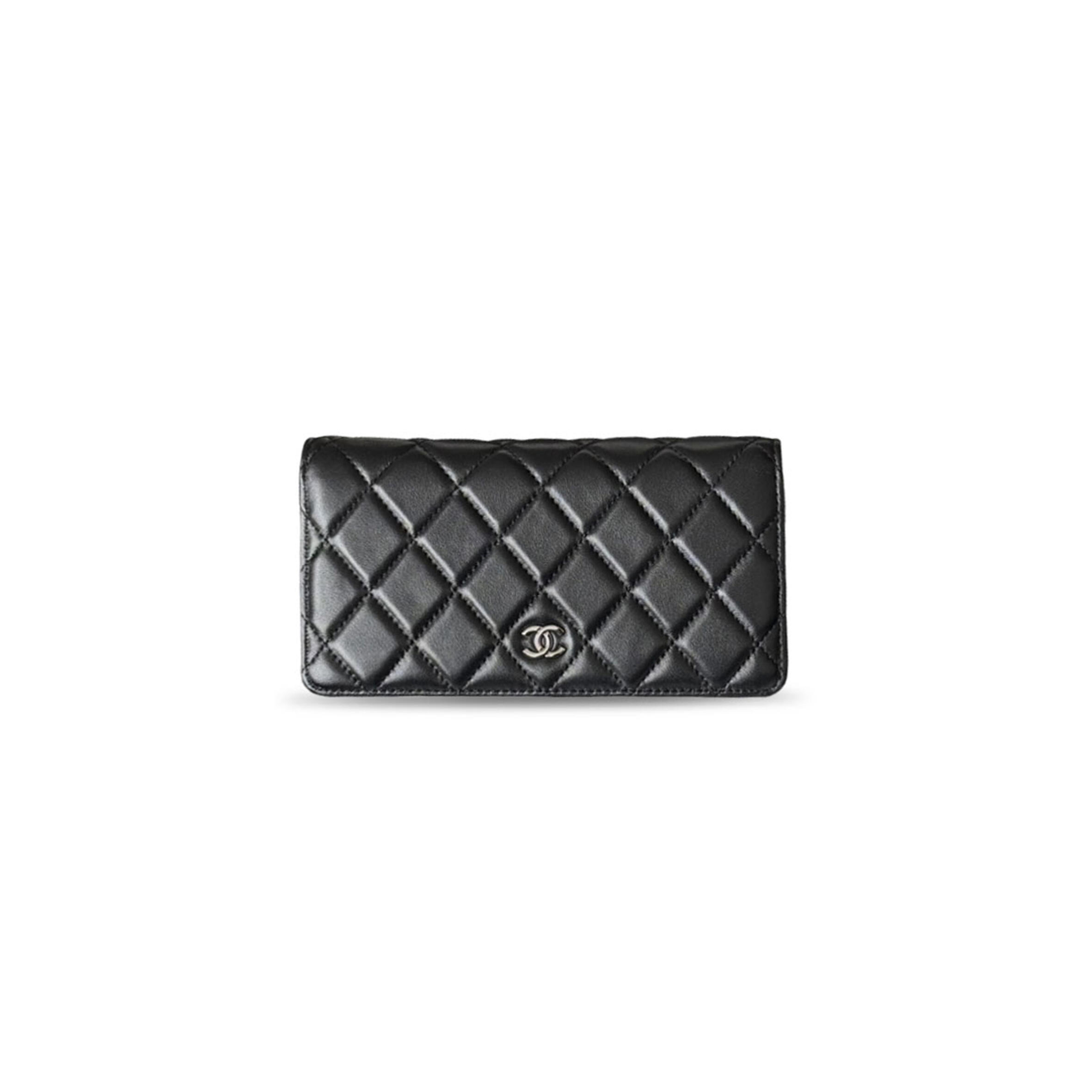CHANEL LAMBSKIN LEATHER LONG BIFOLD WALLET WITH BUCKLE A80285 (19.5*10*2.5cm)